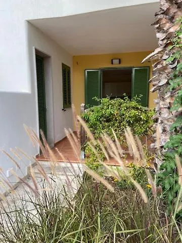 V 公寓式酒店 4*